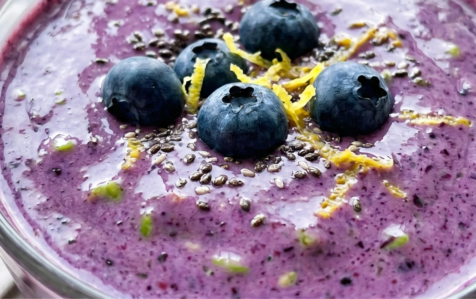 Blueberry Avocado Smoothie With Lemon & Yogurt